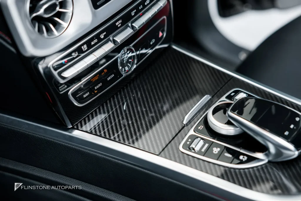 Mercedes-Benz W464 G-Class MERECEDES G63 AMG เลือกติดตั้งชุดพาร์ทภายใน Carbon Fiber ที่ทางร
