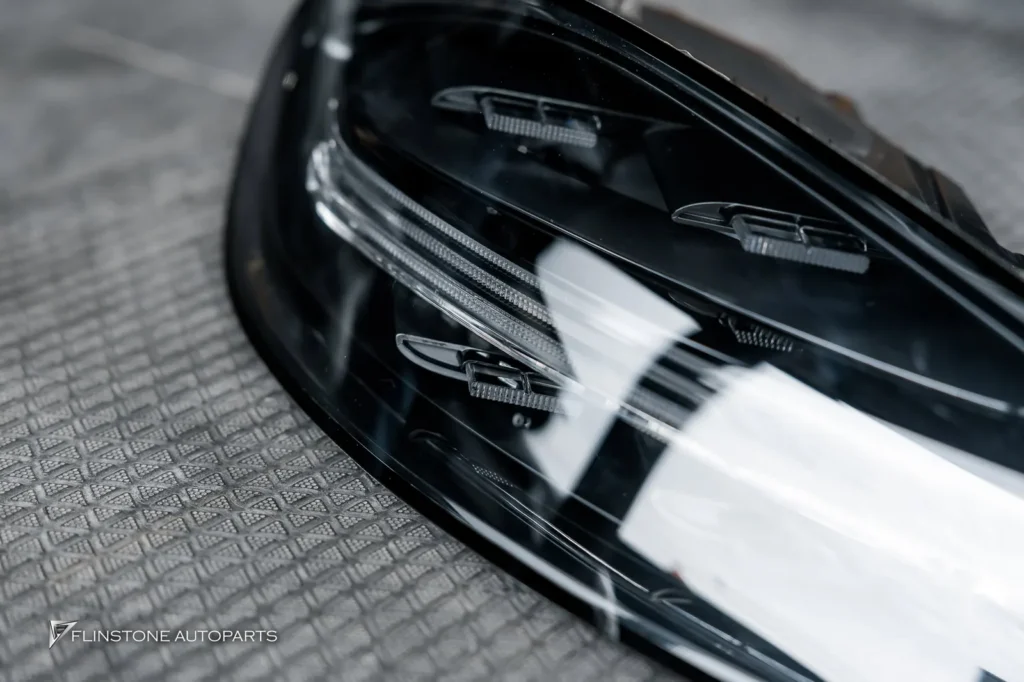 PORSCHE 718 Cayman – Boxster Genuine Tinted Tail Light