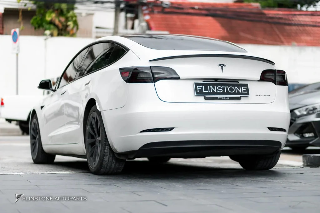 TESLA Performance Carbon Rear Spoiler