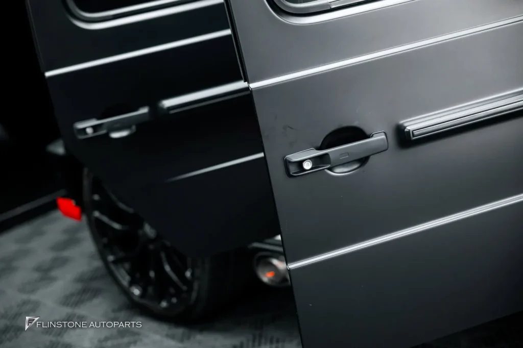 W464 G-Class ขอบคุณลูกค้า Mercedes G400d เข้าติดตั้งชุดอุปกรณ์ KEYLESS ที่ลูก