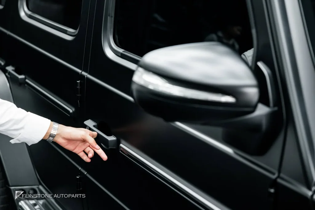 W464 G-Class ขอบคุณลูกค้า Mercedes G400d เข้าติดตั้งชุดอุปกรณ์ KEYLESS ที่ลูก