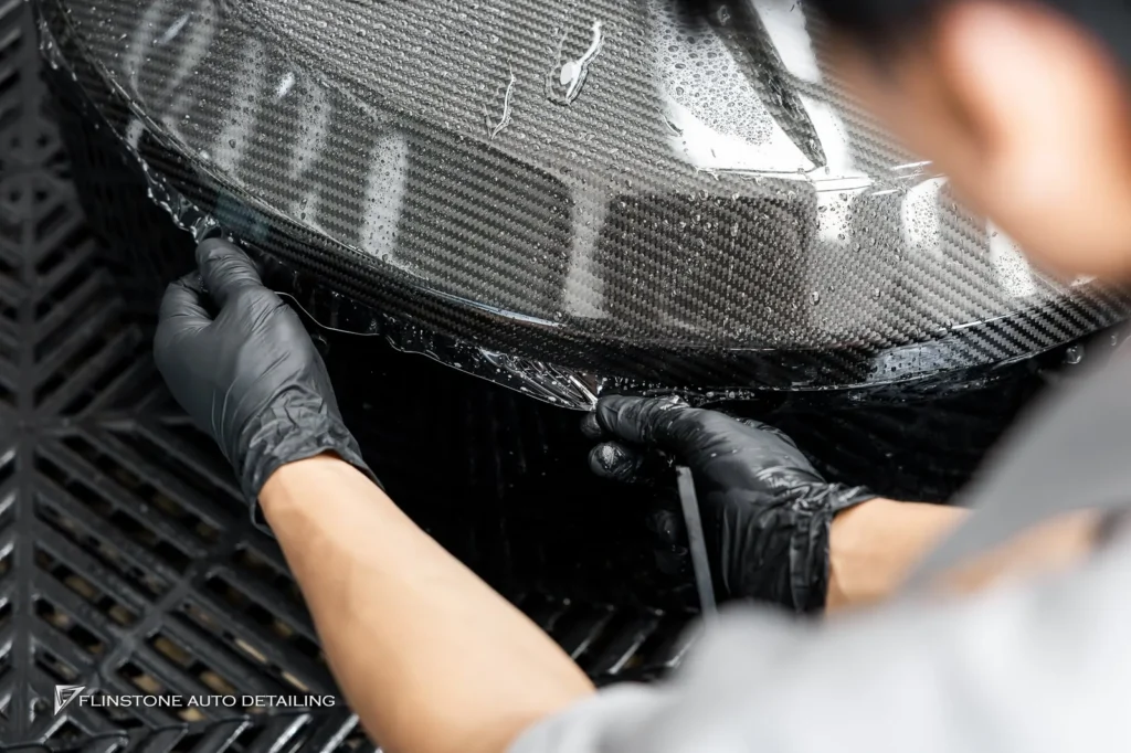 Mercedes-Benz W464 G-Class G400d หลังจากติดตั้งชุดแต่งแล้วก็เลือกติดฟิล์มใสกันรอยกับทางร้าน