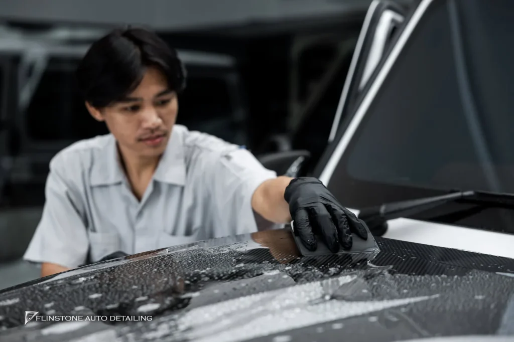 Mercedes-Benz W464 G-Class G400d หลังจากติดตั้งชุดแต่งแล้วก็เลือกติดฟิล์มใสกันรอยกับทางร้าน