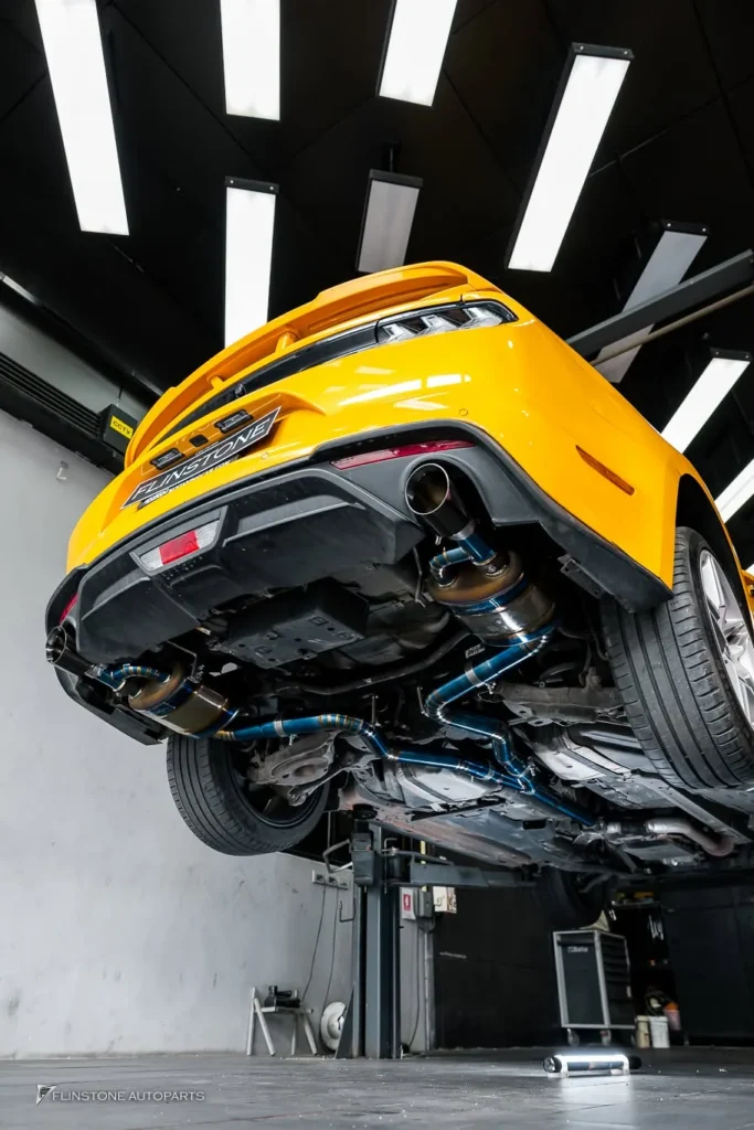 Ford Mustang选择安装排气套件Titanium品牌USUS Exhaust