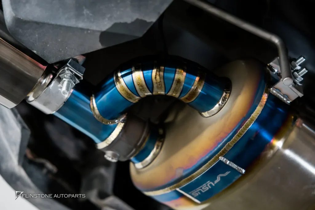 Ford Mustang选择安装排气套件Titanium品牌USUS Exhaust
