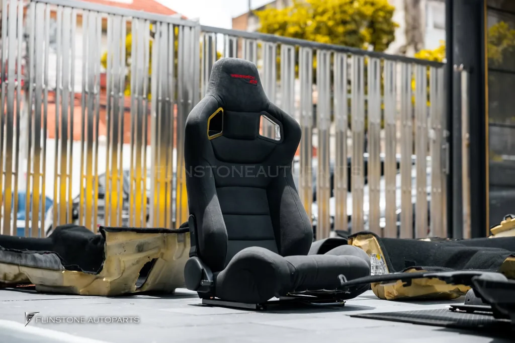 Full Alcantara PORSCHE 991 นอกจากตกแต่งภายนอกเป็นแบบ GT3 RS แล้ว