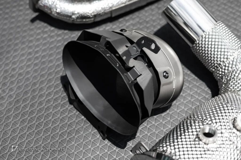 PORSCHE 992 Carrera AKRAPOVIC Slip-ON Exhaust + USUS Catless