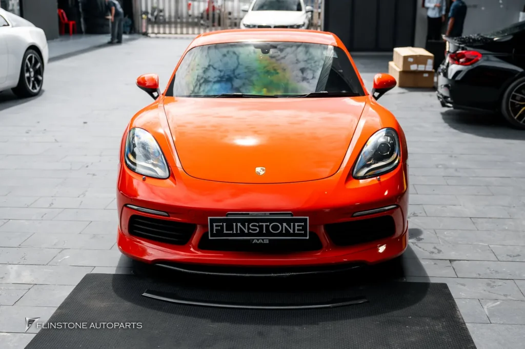 PORSCHE 718 Cayman
