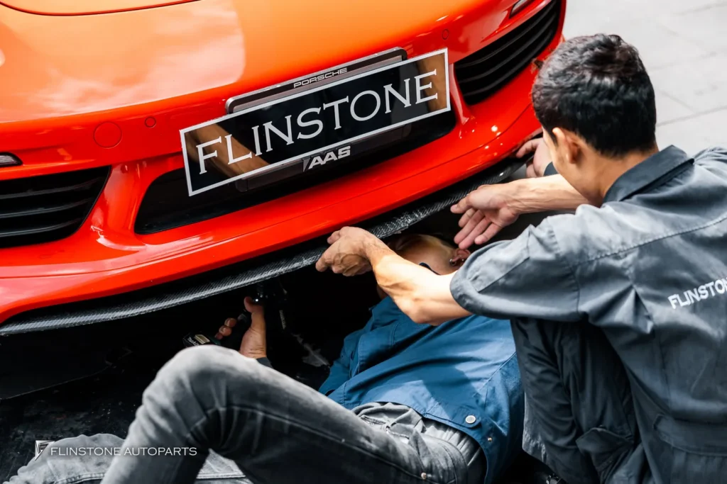 PORSCHE 718 Cayman