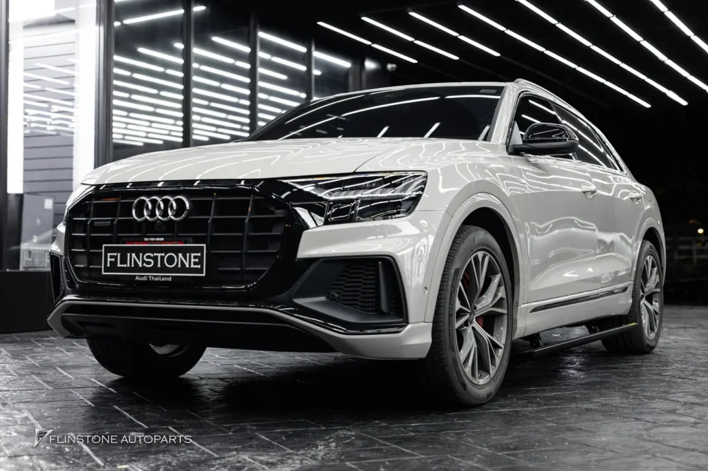 AUDI Q8 AUTO Side Running Board
