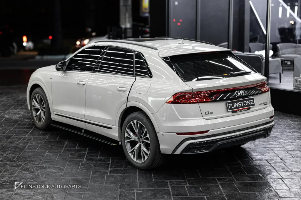 AUDI Q8 AUTO Side Running Board