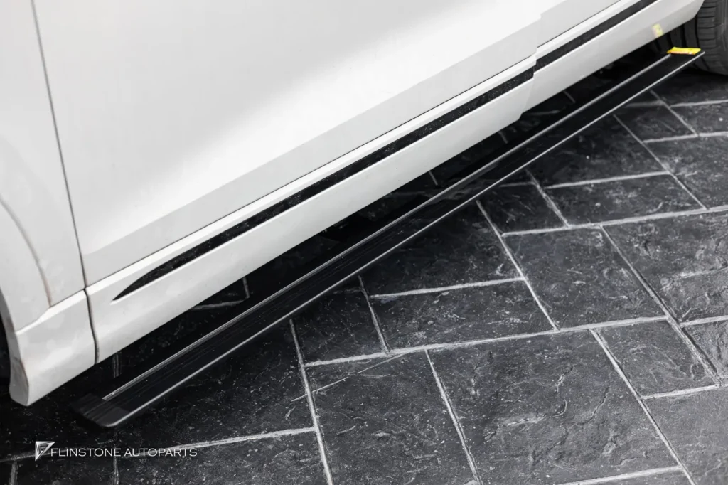 AUDI Q8 AUTO Side Running Board