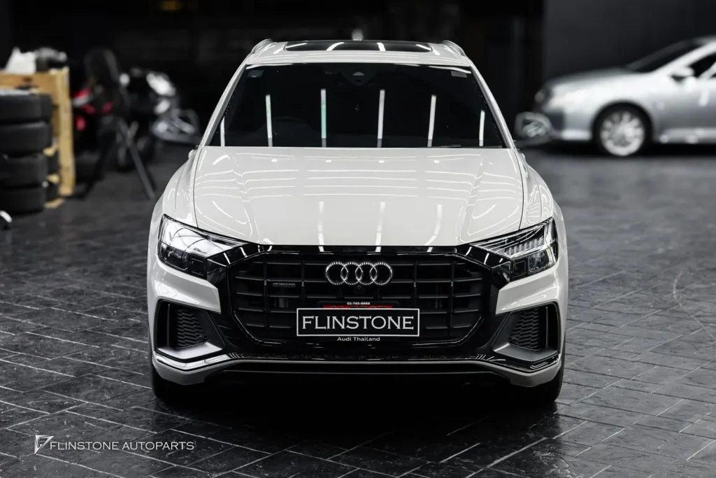 AUDI Q8 AUTO Side Running Board