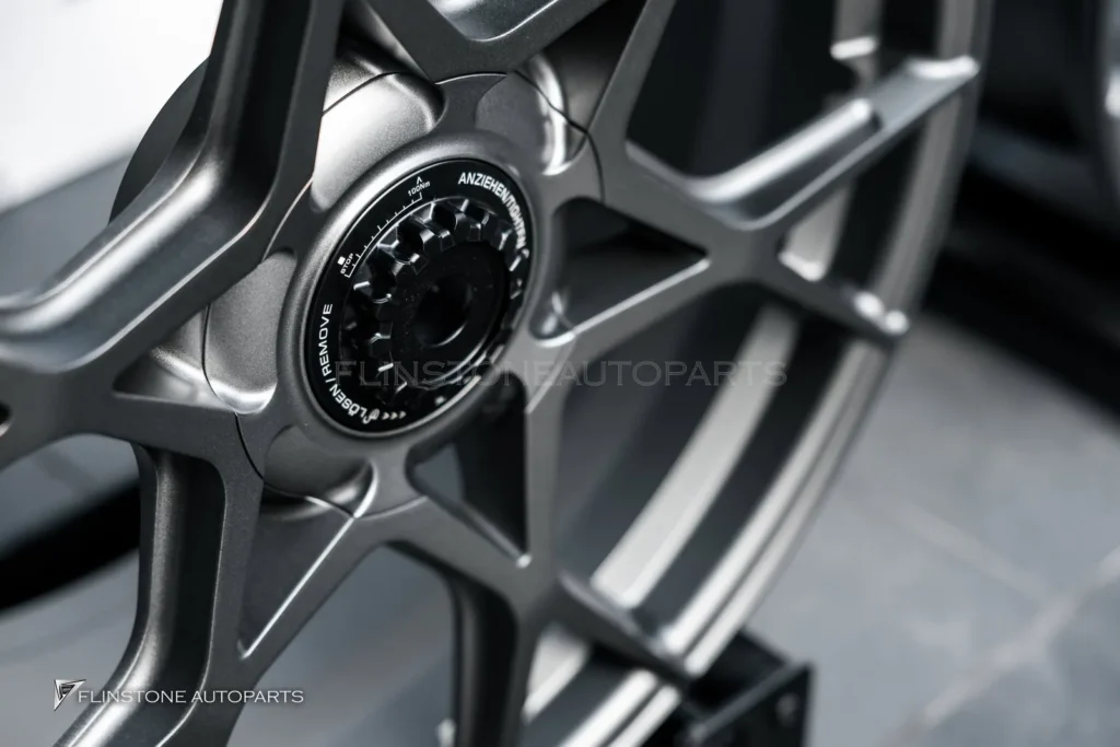 AUDI E-Tron GT รถใหม่ป้ายแดง ออกจากศูนย์ตรงมาที่ FLINSTONE AUTOP