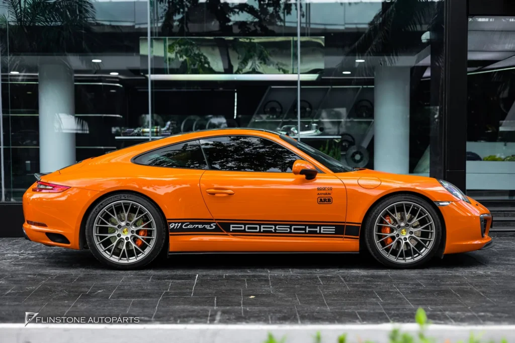 PORSCHE 991.1 – 991.2 GTs Carbon Fiber Side Skirt + GTs Carbon Fiber Rear Diffuser