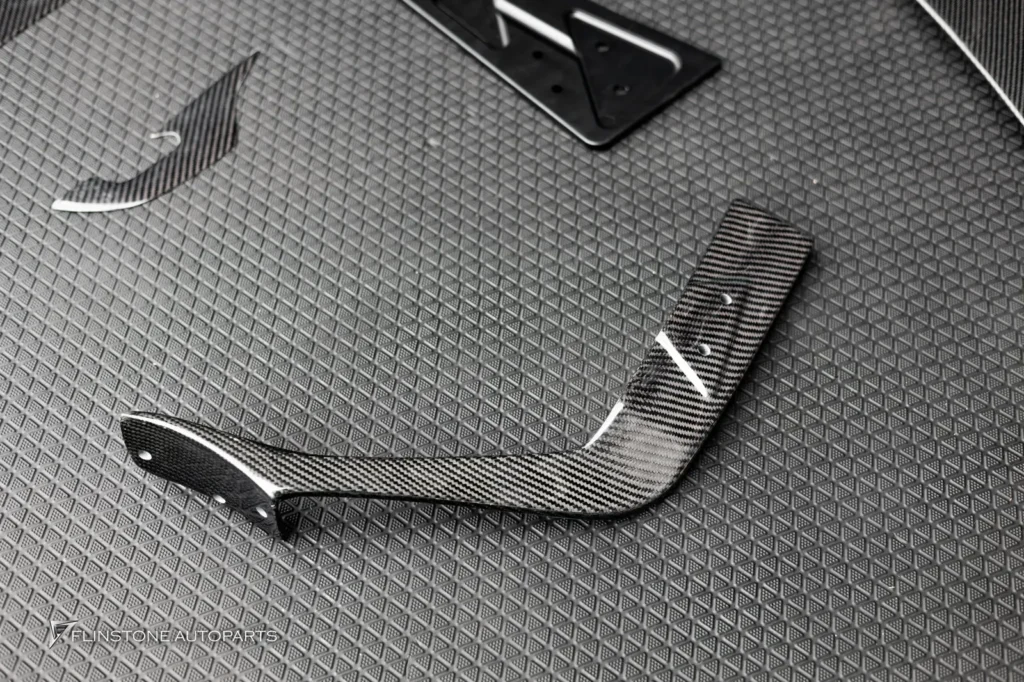 carbon rear spoiler NOVITEC for Mclaren 570s Thank you