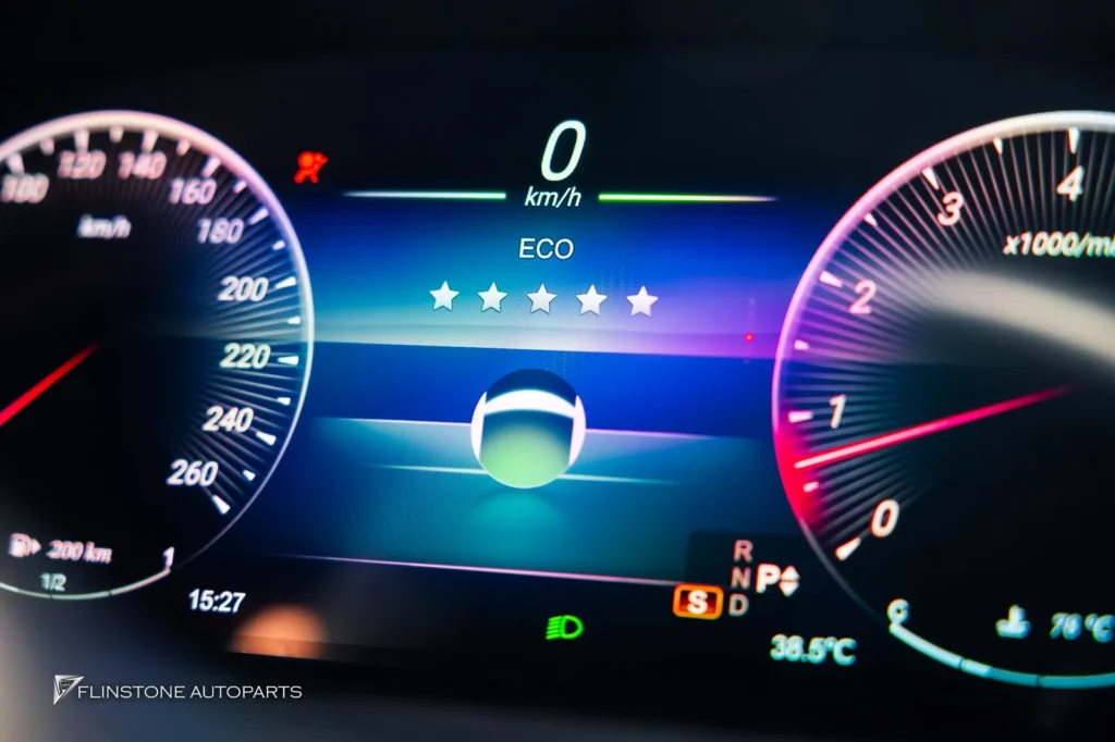 Mercedes-Benz W207 E-Coupe เลือกเปลี่ยนจอเรือนไมล์เป็นแบบ DIGITAL ดูสวยขึ้นเยอ