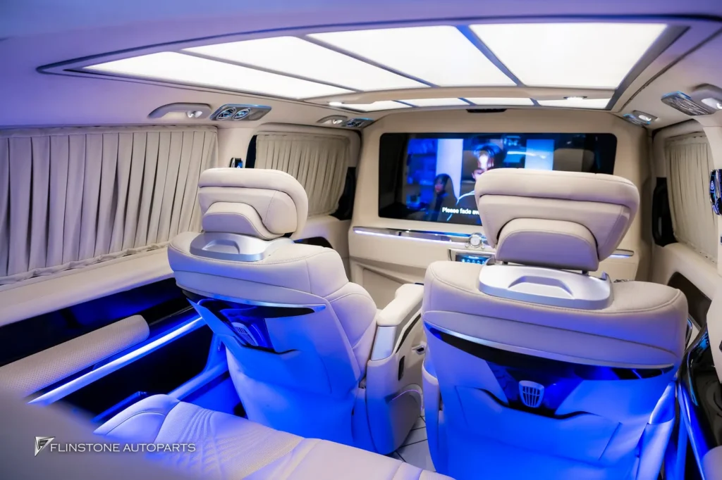 ส่งผลงานอีกคันที่ตกแต่งภายในรถ Mercedes Benz Vito รหัส W447 เปลี
