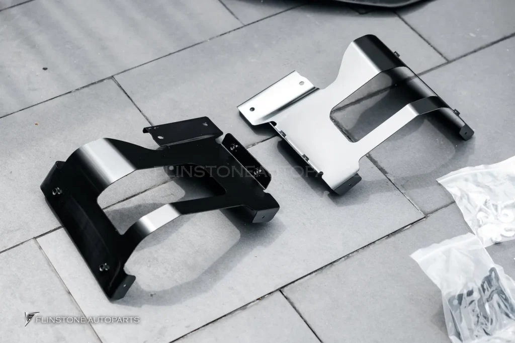set new another in the style of for GWM TANK300 getting ready to fit the full body kit in the style of G9