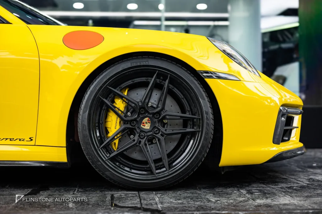 PORSCHE 992 Carrera S ติดตั้งชุดเบรค Carbon Ceramic [CUSTOM] เพิ