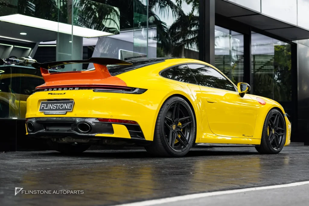 PORSCHE 992 Carrera S ติดตั้งชุดเบรค Carbon Ceramic [CUSTOM] เพิ