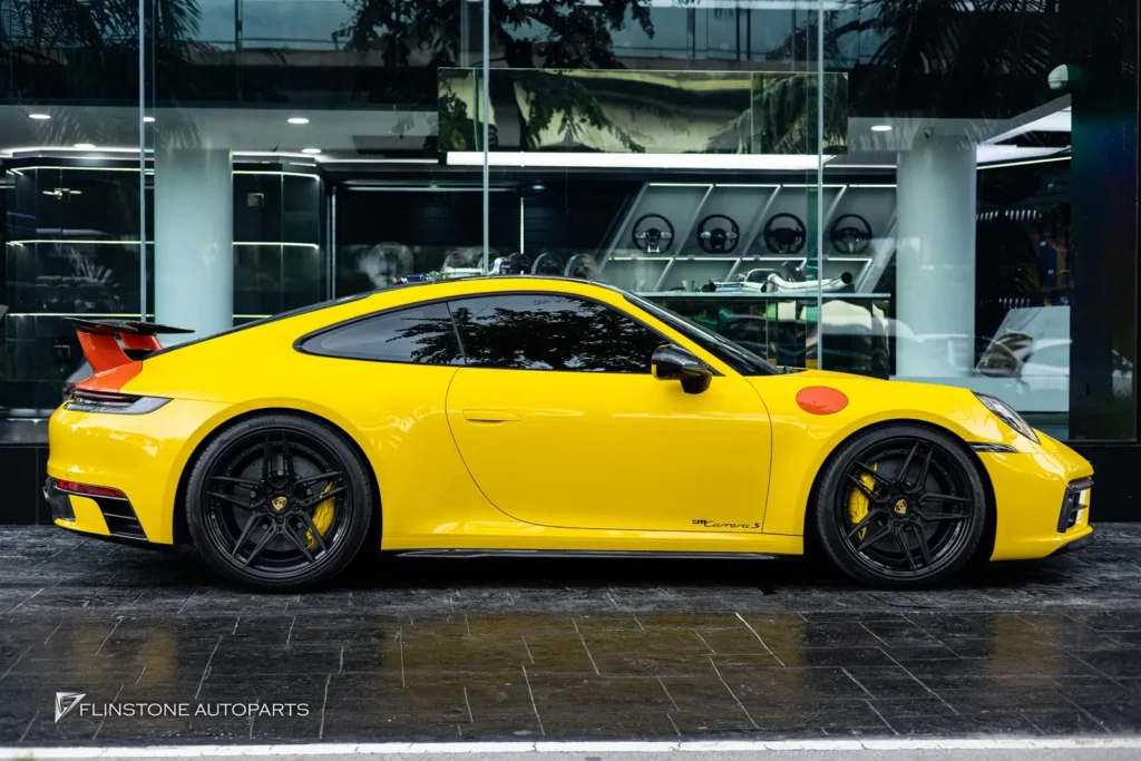 PORSCHE 992 Carrera S ติดตั้งชุดเบรค Carbon Ceramic [CUSTOM] เพิ