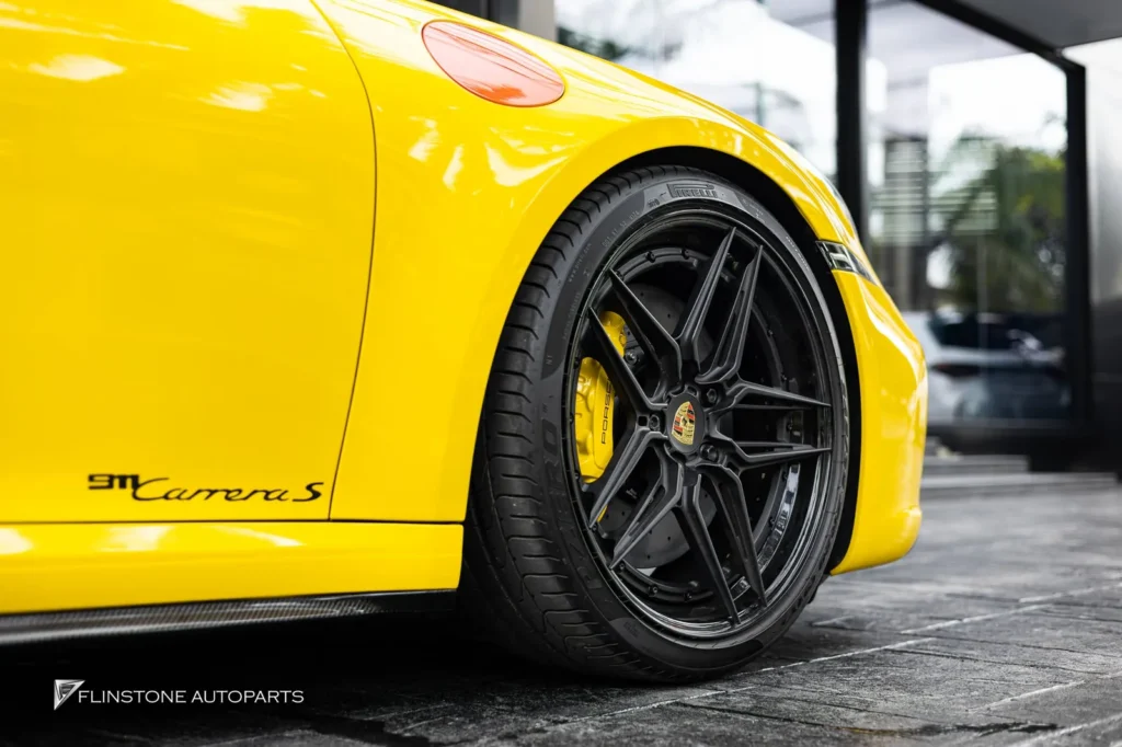 PORSCHE 992 Carrera S ติดตั้งชุดเบรค Carbon Ceramic [CUSTOM] เพิ