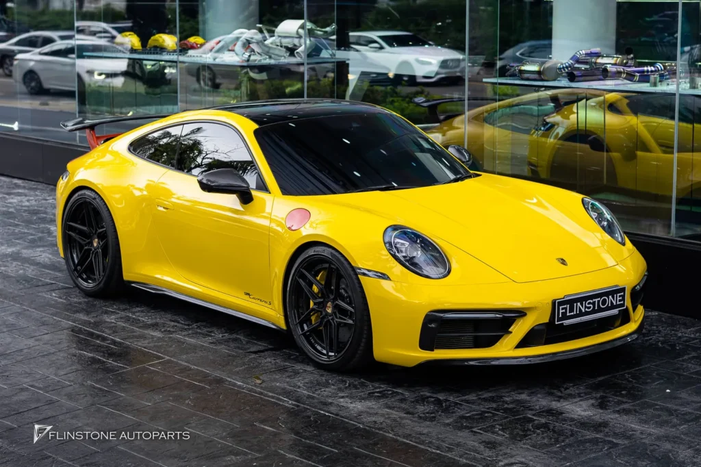 PORSCHE 992 Carrera S ติดตั้งชุดเบรค Carbon Ceramic [CUSTOM] เพิ