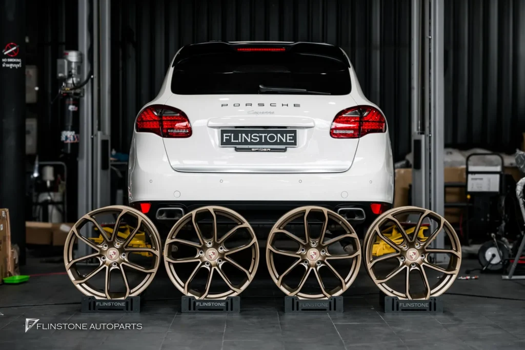 PORSCHE CAYENNE 958 เลือกติดตั้งชุดล้อ CUSTOM FORGED ลาย TURBO G