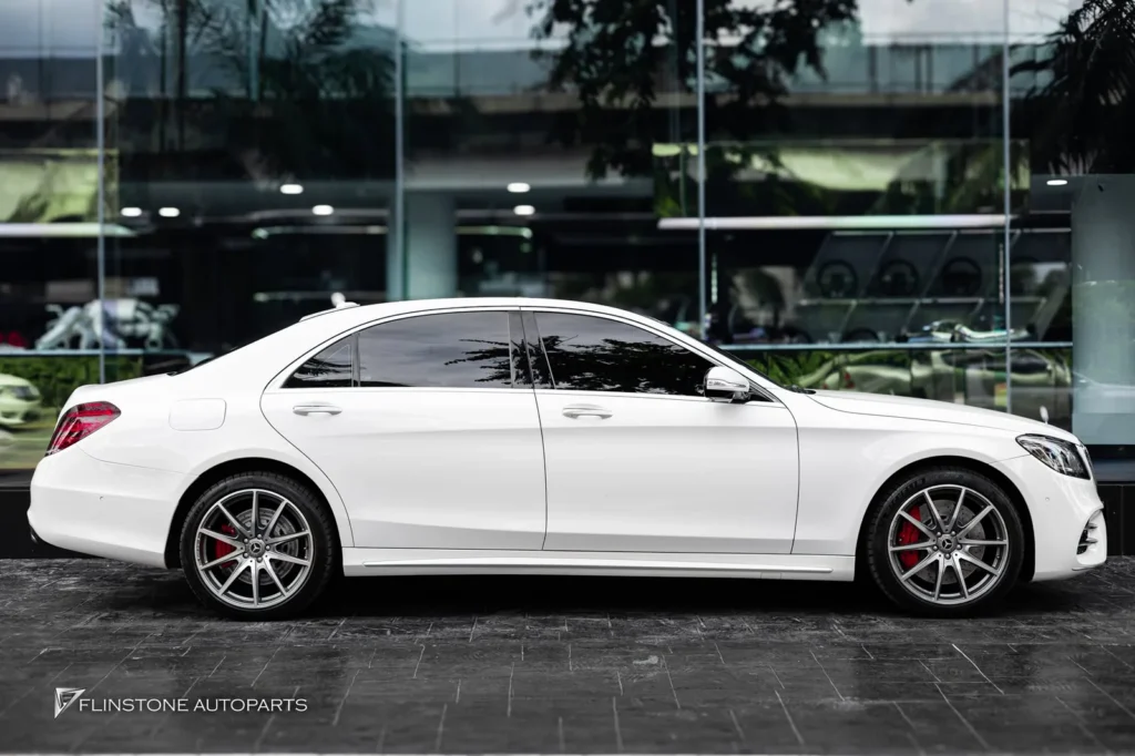Mercedes-Benz W222 S-Class WALK-in เข้ามาเลือกใส่ทันทีสำหรับชุดเบรค Custom AMG