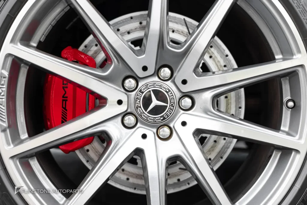 Mercedes-Benz W222 S-Class WALK-in เข้ามาเลือกใส่ทันทีสำหรับชุดเบรค Custom AMG