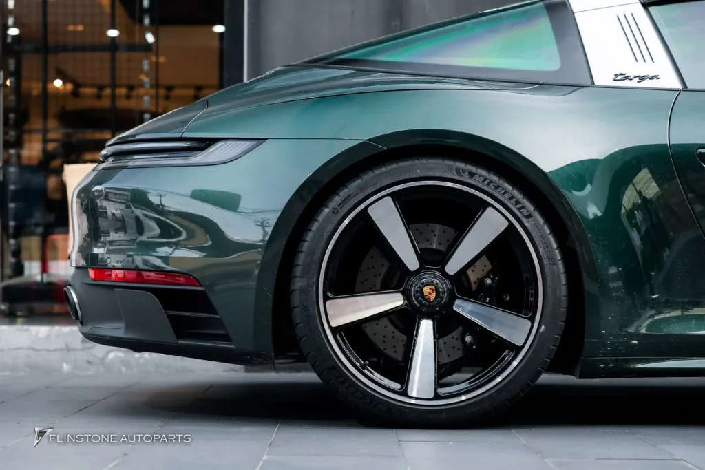 PORSCHE 992 Targa4 GTS