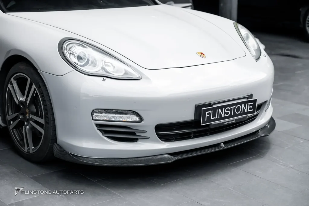 ลิ้นหน้า Carbon สำหรับ PORSCHE Panamera 970