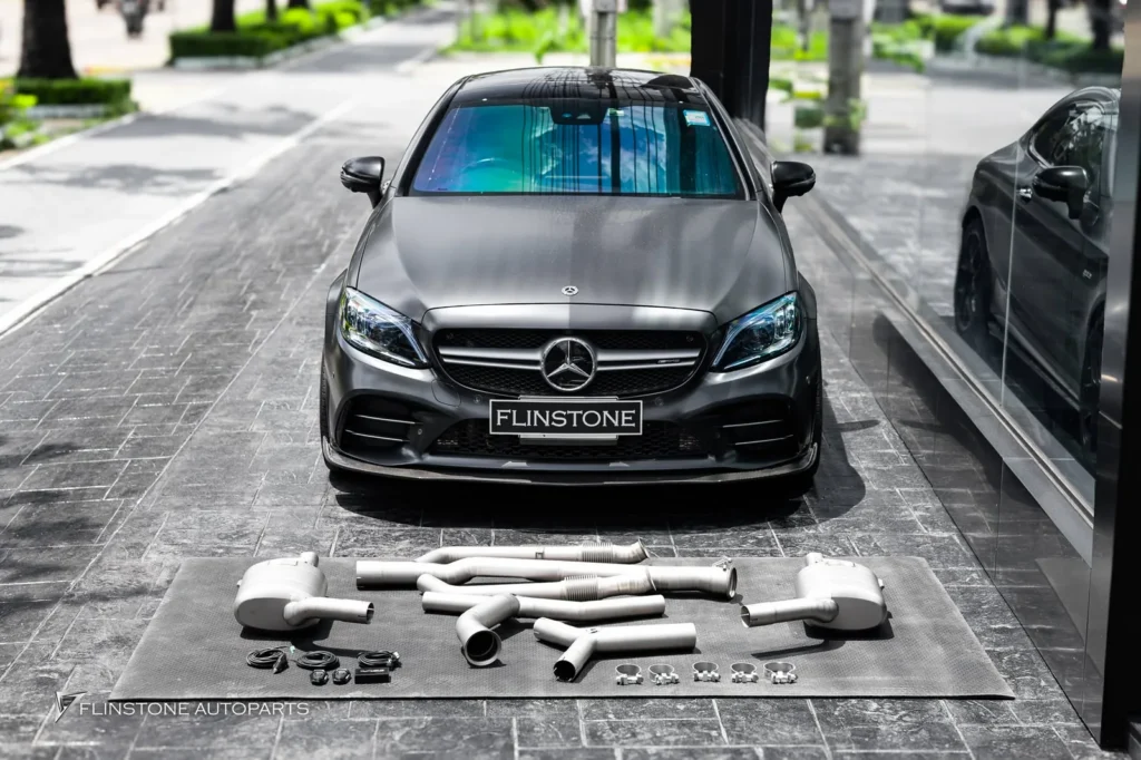 W205 C205 C-Class 2024 Mercedes C43 AMG ติดตั้ง USUS High Performance Exhaust ชุดท่อไทเ