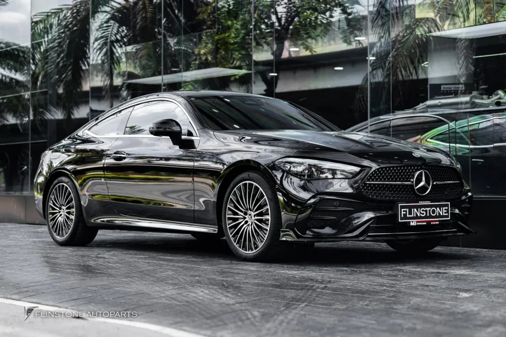 Mercedes-Benz C236 CLE-Class Coupe NEW CLE300 Coupe ติดตั้งลิ้นหน้าสีดำเงา High Gloss ทรง GT