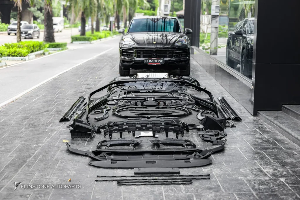 มาอีกคันสำหรับ PORSCHE Cayenne Coupe เลือกติดตั้งชุดพาร๋ทรอบคัน