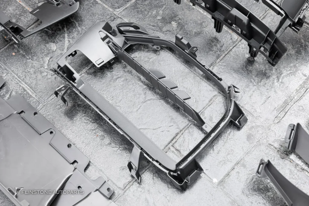 มาอีกคันสำหรับ PORSCHE Cayenne Coupe เลือกติดตั้งชุดพาร๋ทรอบคัน