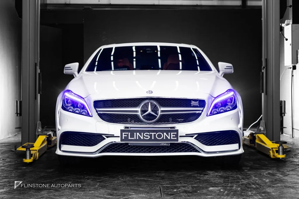 Mercedes-Benz W218 CLS-Class Coupe CLS63 AMG Facelift Front Bumper + CLS63 AMG Rear Diffuser