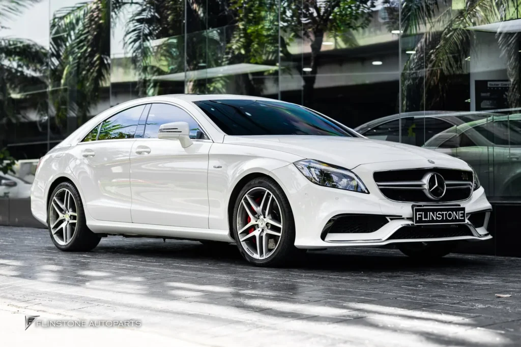 Mercedes-Benz W218 CLS-Class Coupe CLS63 AMG Facelift Front Bumper + CLS63 AMG Rear Diffuser