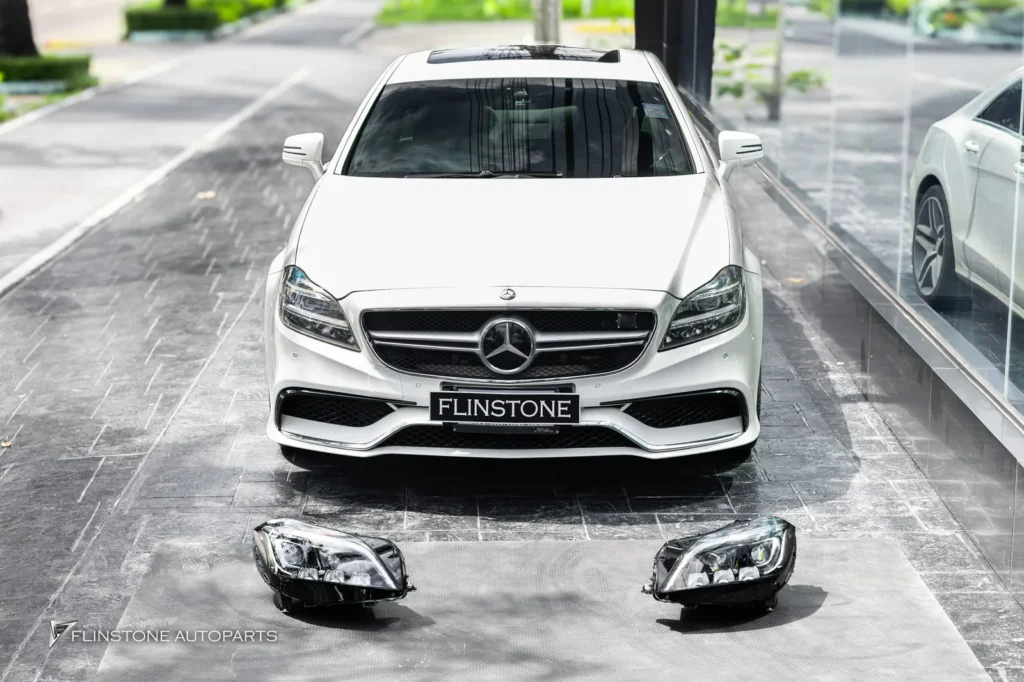 Mercedes-Benz W218 CLS-Class Coupe CLS63 AMG Facelift Front Bumper + CLS63 AMG Rear Diffuser