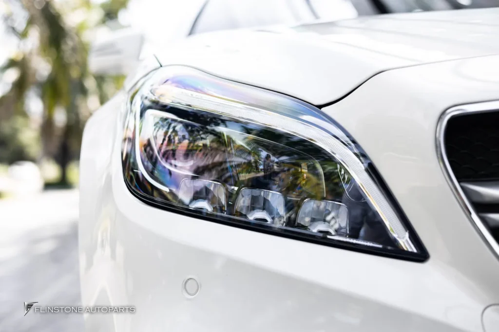 Mercedes-Benz W218 CLS-Class Coupe CLS63 AMG Facelift Front Bumper + CLS63 AMG Rear Diffuser
