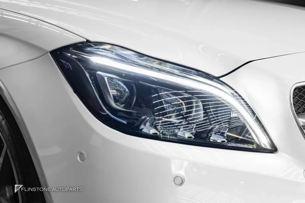 Mercedes-Benz W218 CLS-Class Coupe CLS63 AMG Facelift Front Bumper + CLS63 AMG Rear Diffuser