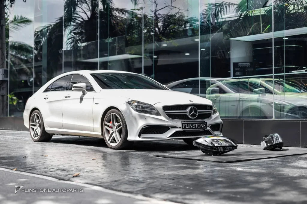 Mercedes-Benz W218 CLS-Class Coupe CLS63 AMG Facelift Front Bumper + CLS63 AMG Rear Diffuser