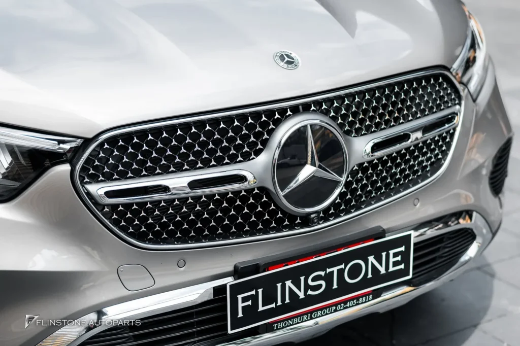 Mercedes-Benz NEW W254 G-Class ติดตั้งกระจังหน้า Diamond ที่มาพร้อมรูกล้อง สาม