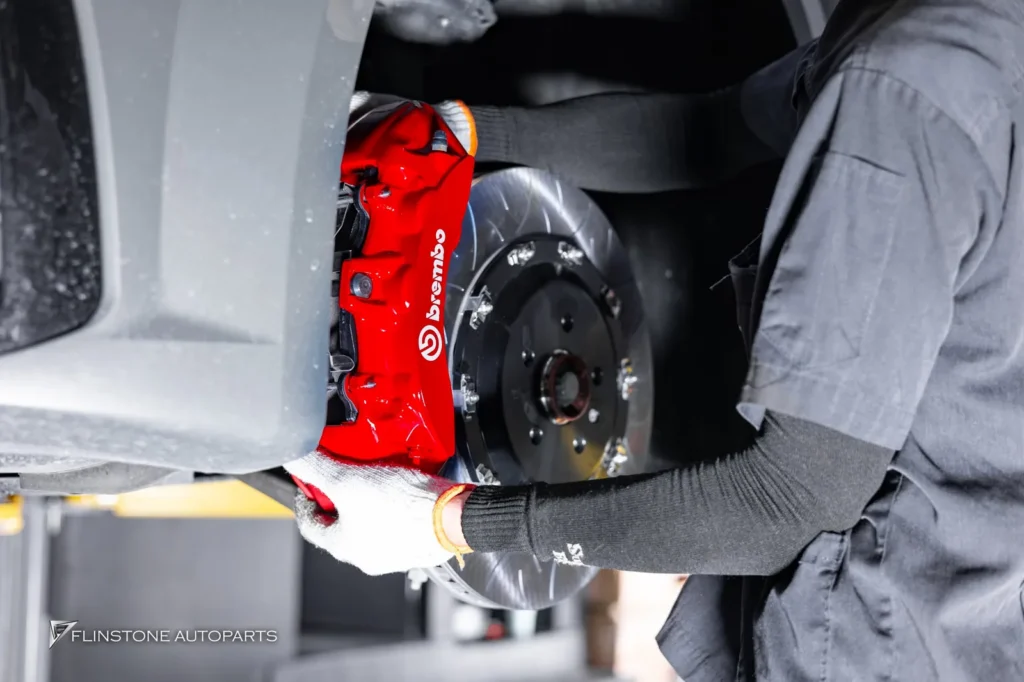 AUDI TT MK3 ไว้วางใจเลือกติดตั้งชุดคาร์ลิเปอร์แท้ BREMBO CTS V6