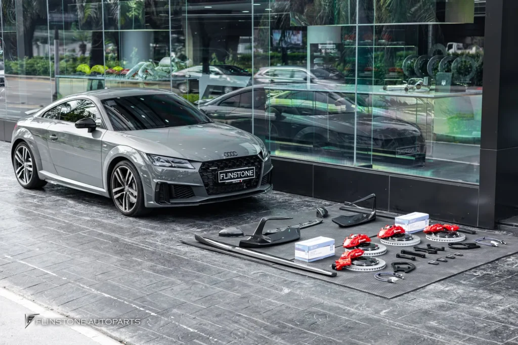 AUDI TT MK3 ไว้วางใจเลือกติดตั้งชุดคาร์ลิเปอร์แท้ BREMBO CTS V6