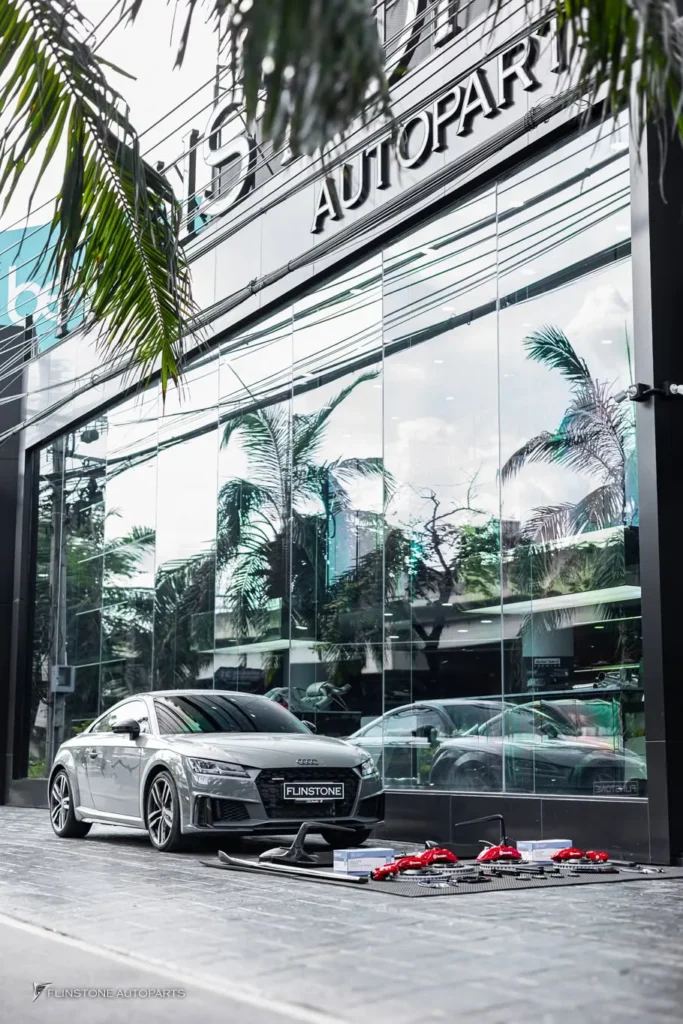 AUDI TT MK3 ไว้วางใจเลือกติดตั้งชุดคาร์ลิเปอร์แท้ BREMBO CTS V6
