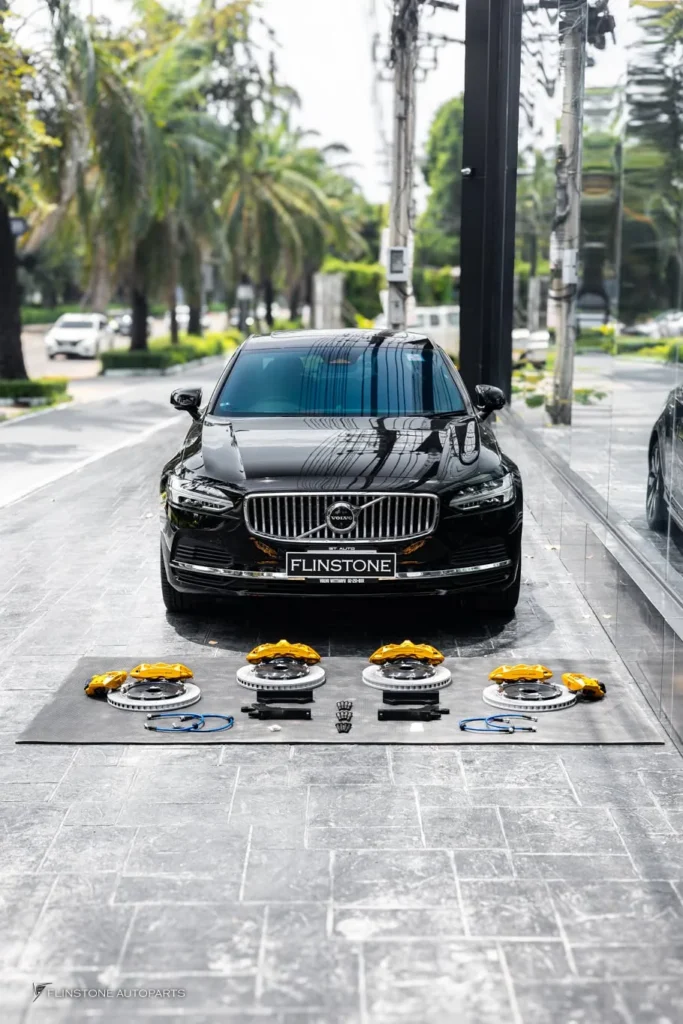 Volvo S90 ติดตั้งชุดเบรค Polestar เพิ่มความปลอดภัยมากขึ้น ระยะเบ