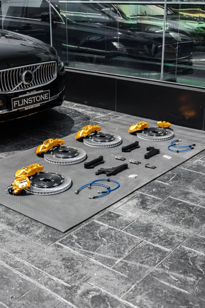 Volvo S90 ติดตั้งชุดเบรค Polestar เพิ่มความปลอดภัยมากขึ้น ระยะเบ