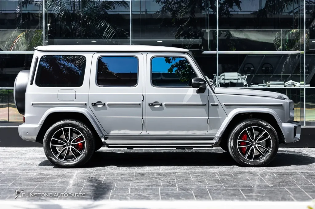Mercedes-Benz W464 G-Class G63 AMG Facelift Body Kit + Genuine G63 AMG Body Kit